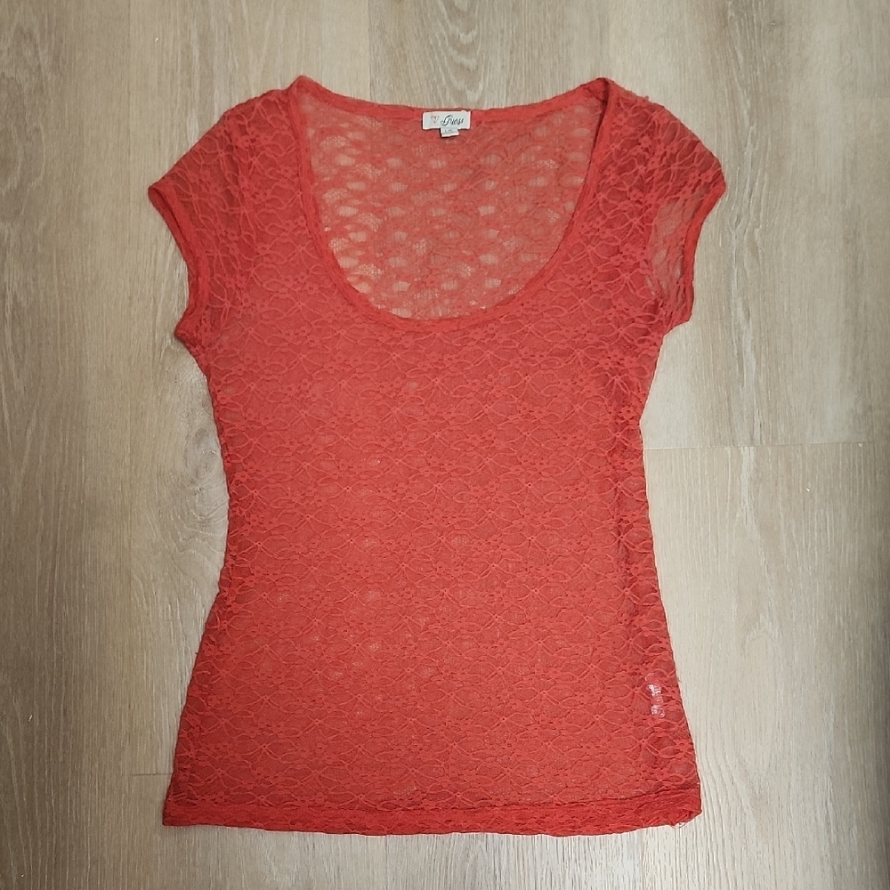 GUESS Lace Fitted Short Sleeve T-Shirt